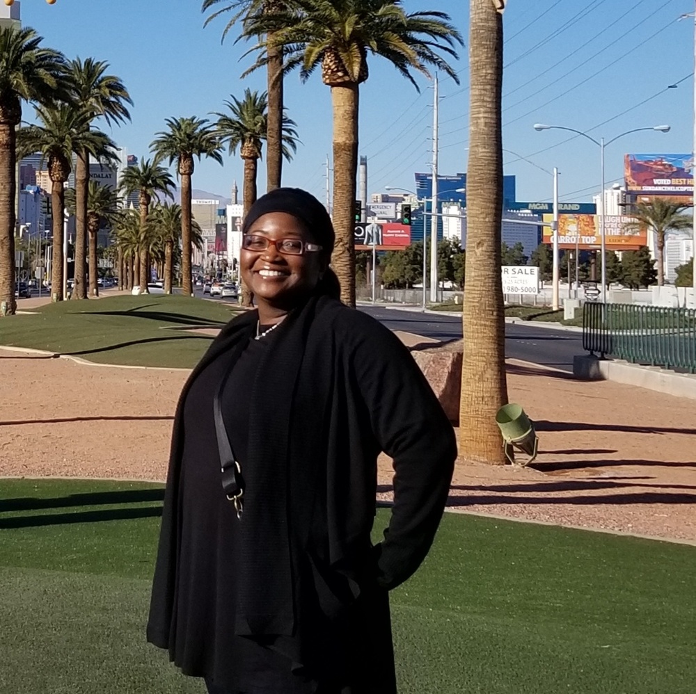 Meet your Posher, Yemi